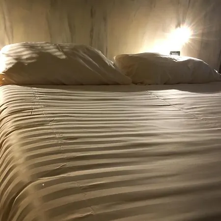 Bed & Breakfast La 3*